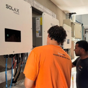 sistema-híbrido-de-energia-solar-cover