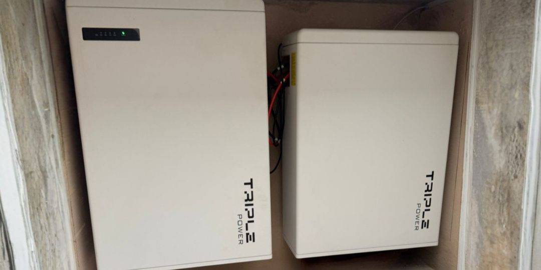 on-grid, off-grid-bateria-energia-solar-sistema-hibrido